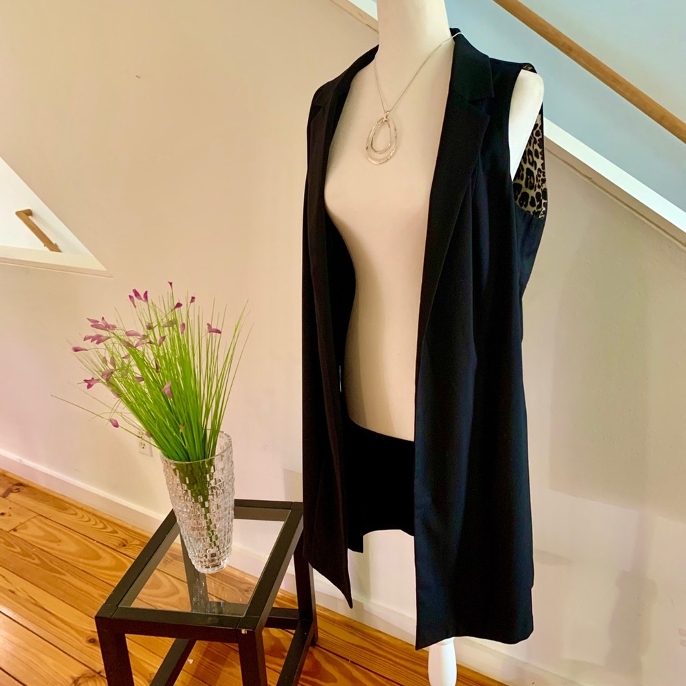 🎈HP🎈 Sleeveless trench-length blazer